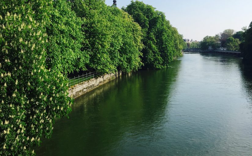 Isar Benches